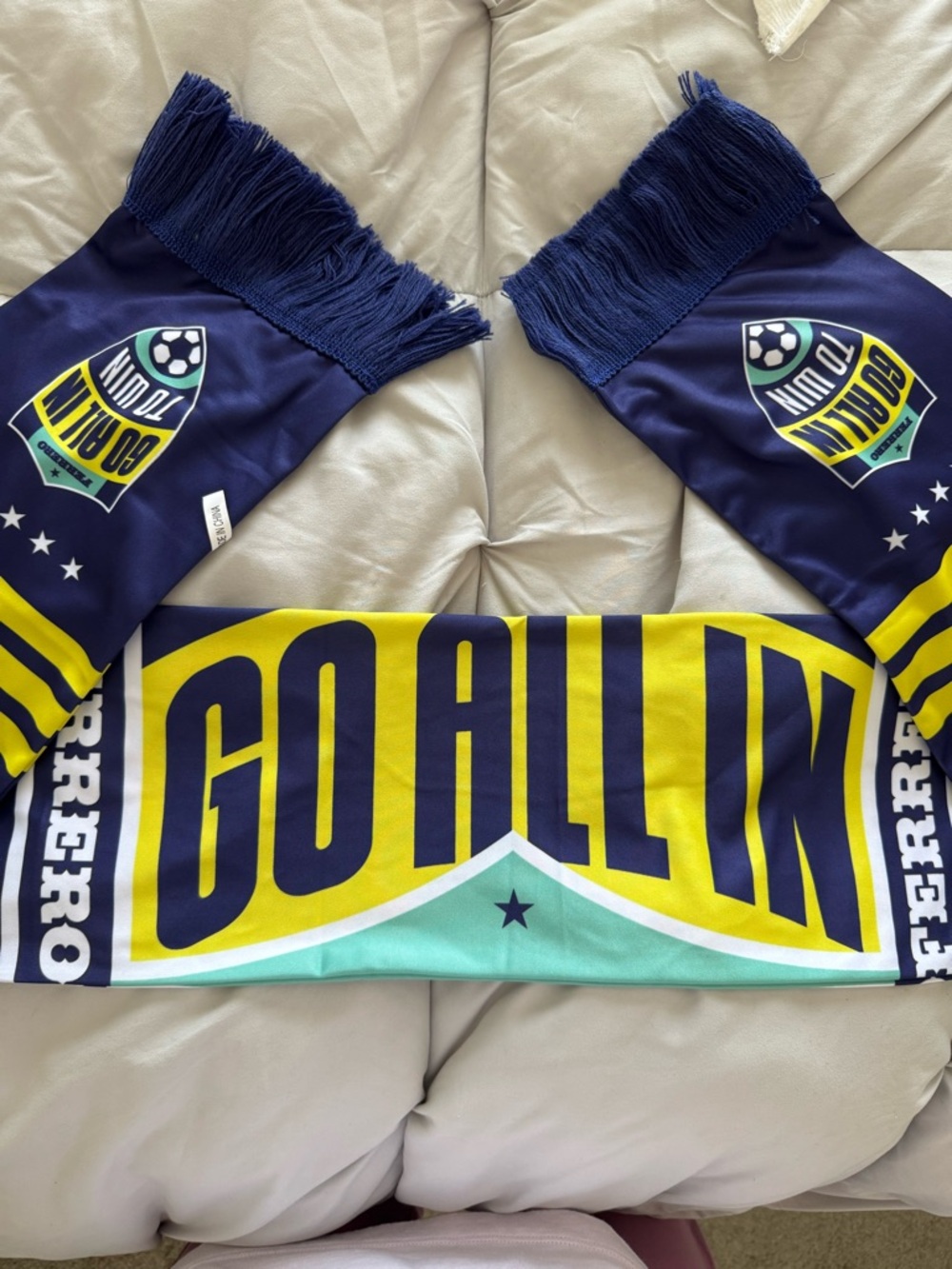 Ferrero GO ALL IN' Soccer Scarf
